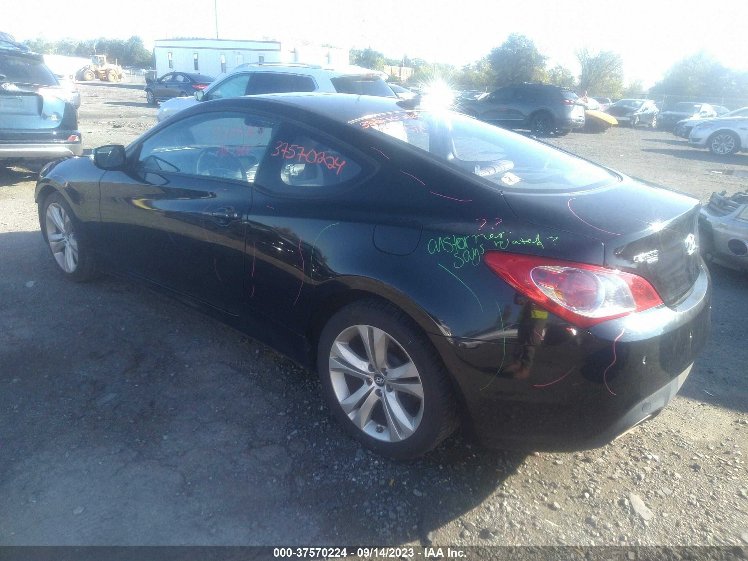 Photo 2 VIN: KMHHU6KH2AU007549 - HYUNDAI GENESIS COUPE 