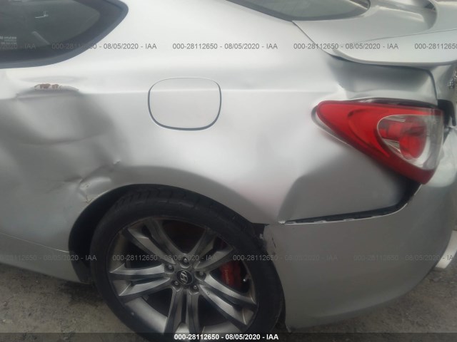 Photo 5 VIN: KMHHU6KH3AU026868 - HYUNDAI GENESIS COUPE 