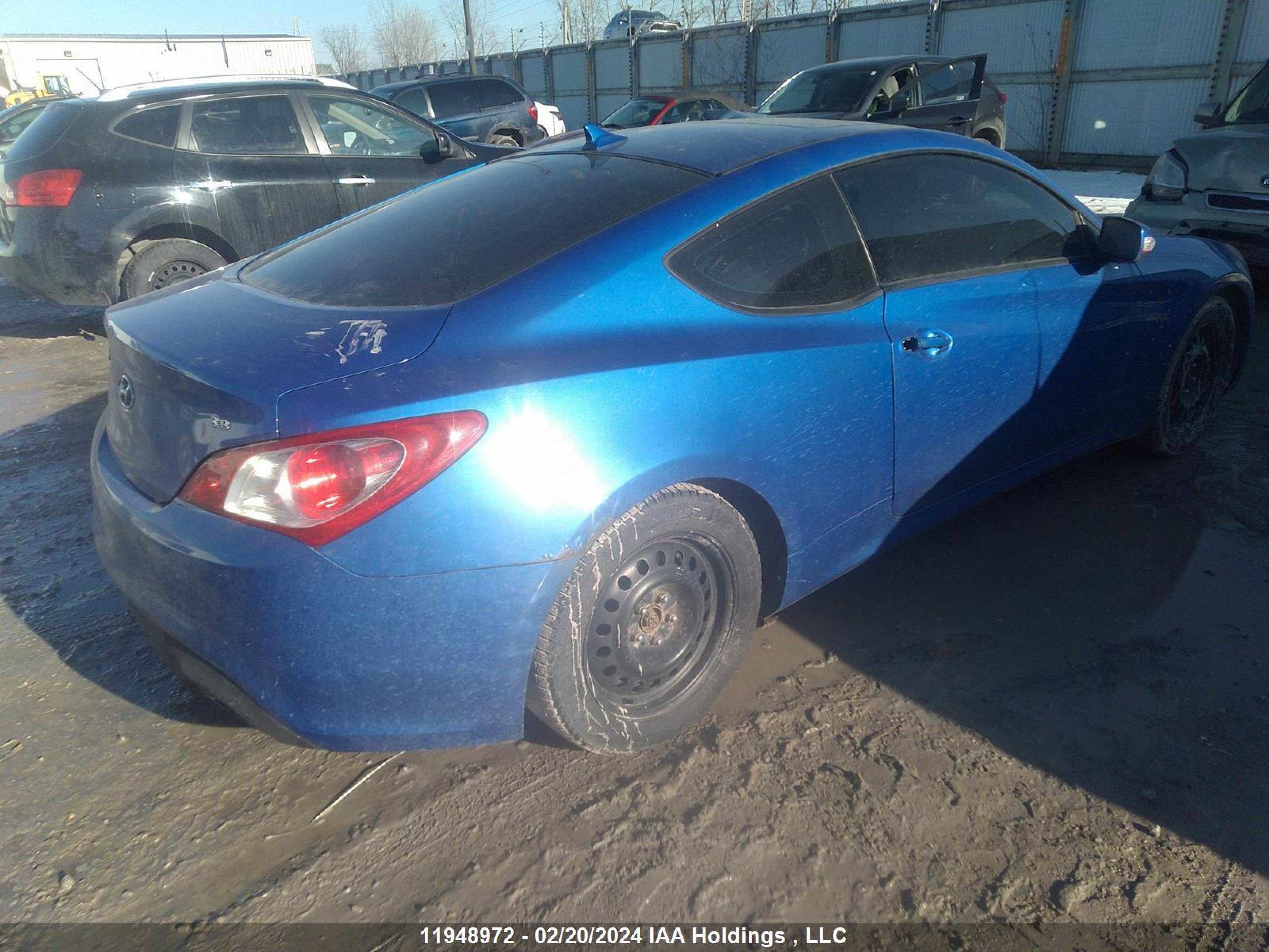 Photo 3 VIN: KMHHU6KH4AU007021 - HYUNDAI GENESIS COUPE 