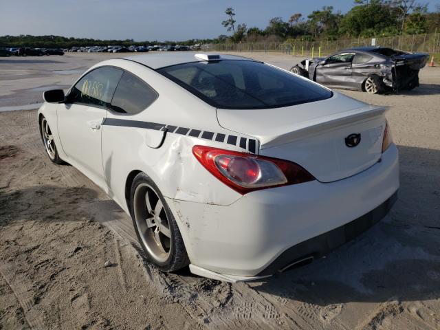 Photo 2 VIN: KMHHU6KH5AU009747 - HYUNDAI GENESIS CO 