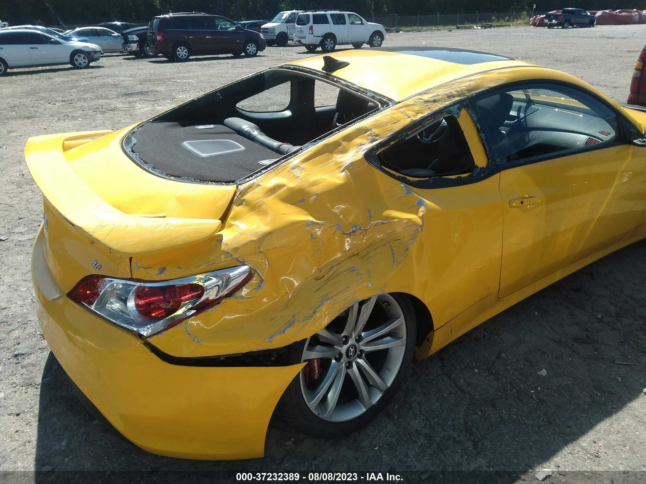 Photo 5 VIN: KMHHU6KH5AU029786 - HYUNDAI GENESIS COUPE 