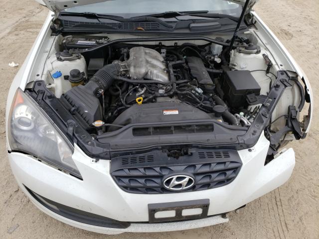 Photo 6 VIN: KMHHU6KH7AU006946 - HYUNDAI GENESIS CO 