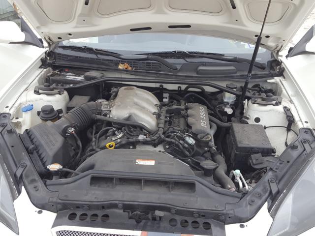 Photo 6 VIN: KMHHU6KH8AU011380 - HYUNDAI GENESIS CO 