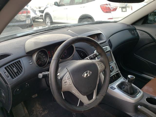 Photo 8 VIN: KMHHU6KH9AU014563 - HYUNDAI GENESIS CO 