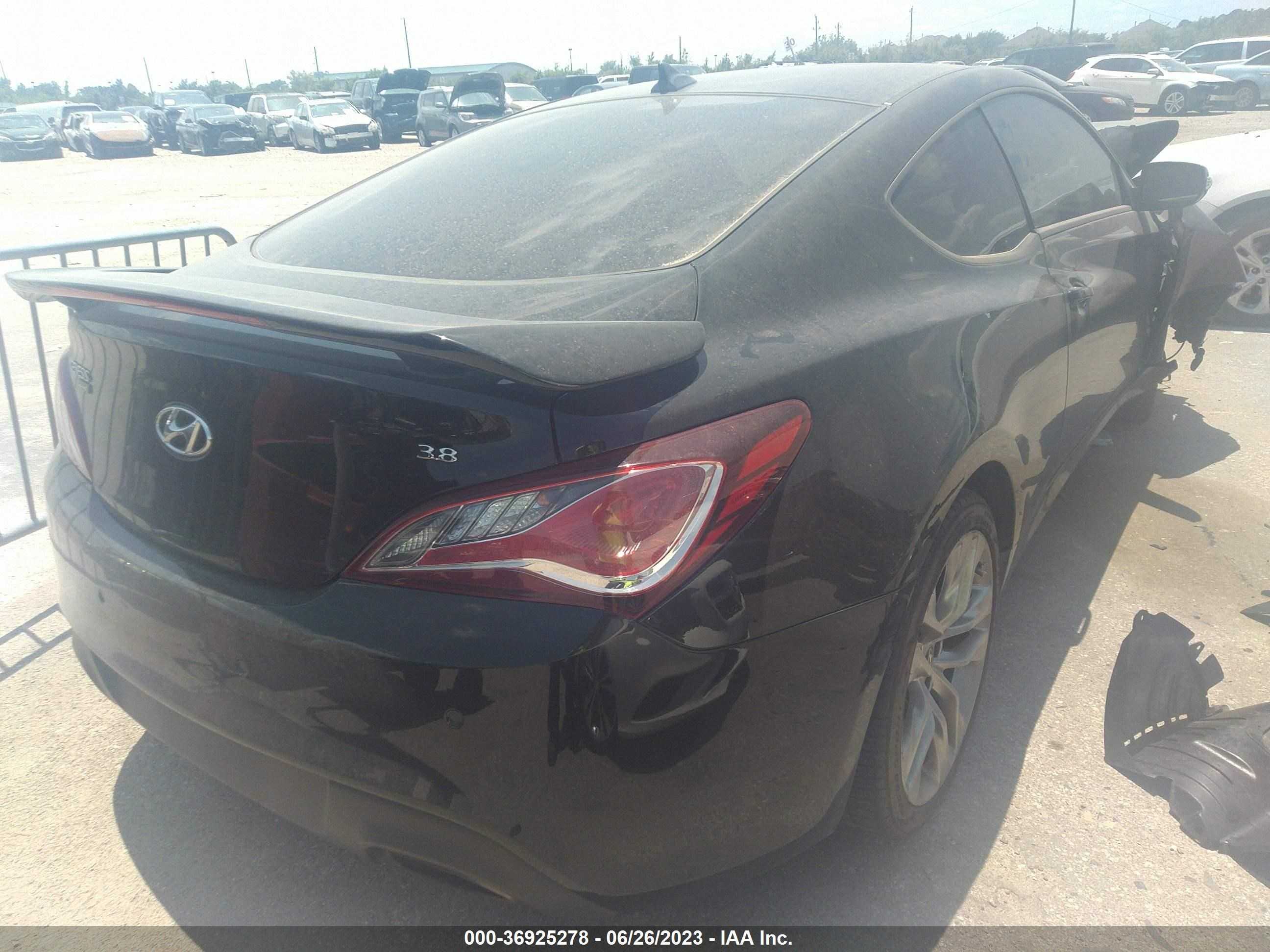 Photo 3 VIN: KMHHU6KJ1FU127613 - HYUNDAI GENESIS COUPE 