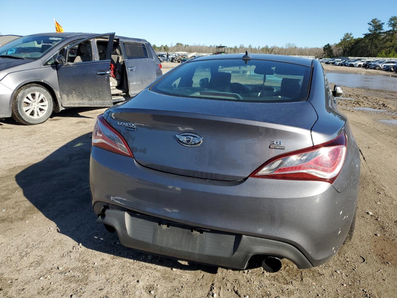 Photo 5 VIN: KMHHU6KJ3EU116708 - HYUNDAI GENESIS 