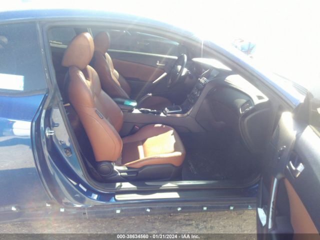 Photo 4 VIN: KMHHU6KJ3GU133608 - HYUNDAI GENESIS 