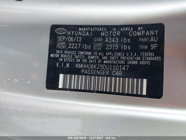 Photo 8 VIN: KMHHU6KJ5DU110147 - HYUNDAI GENESIS 