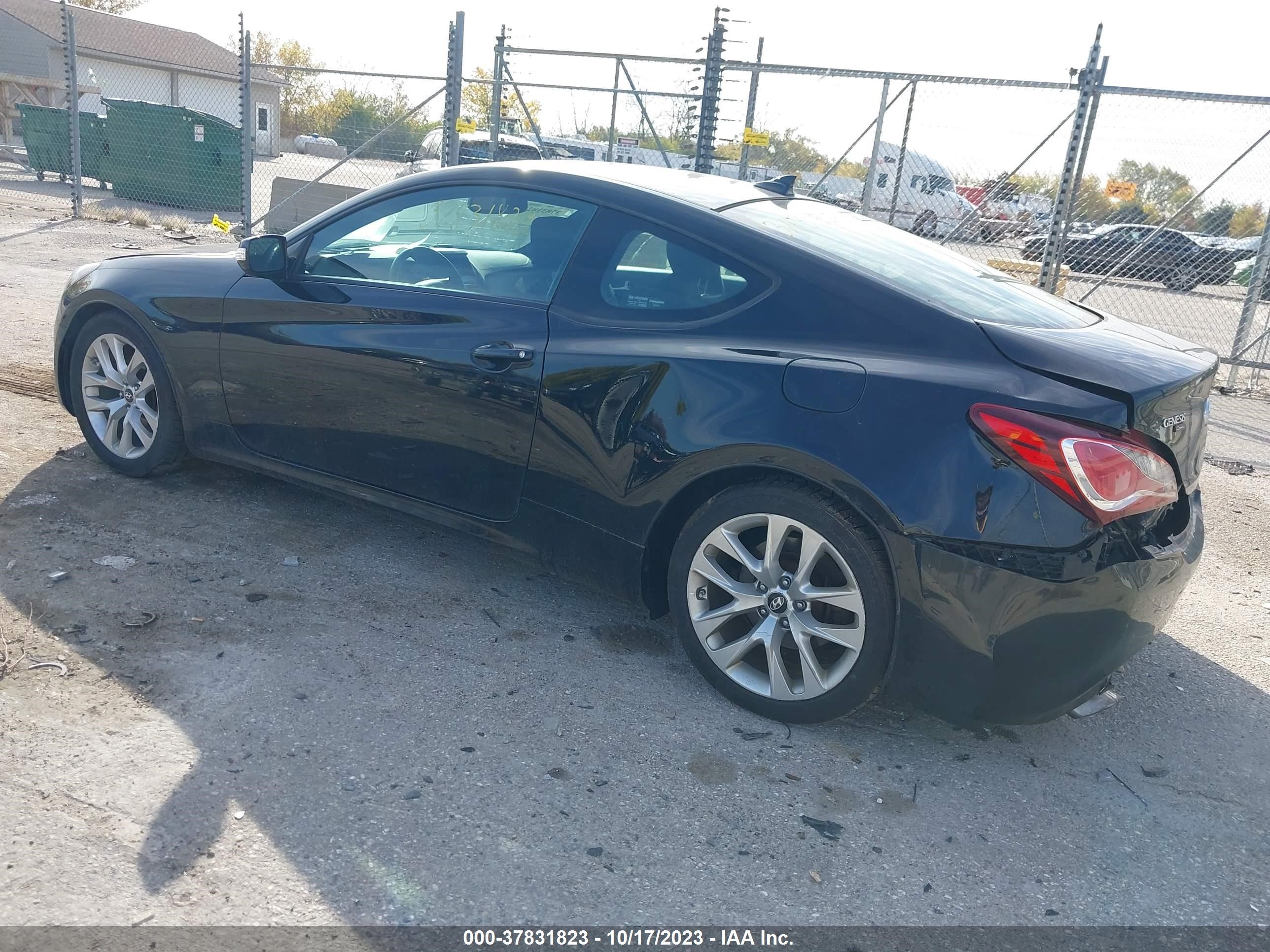 Photo 2 VIN: KMHHU6KJ5FU122222 - HYUNDAI GENESIS COUPE 