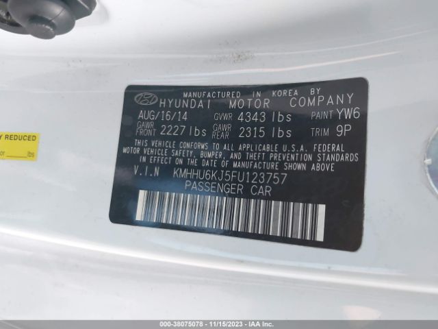 Photo 8 VIN: KMHHU6KJ5FU123757 - HYUNDAI GENESIS 