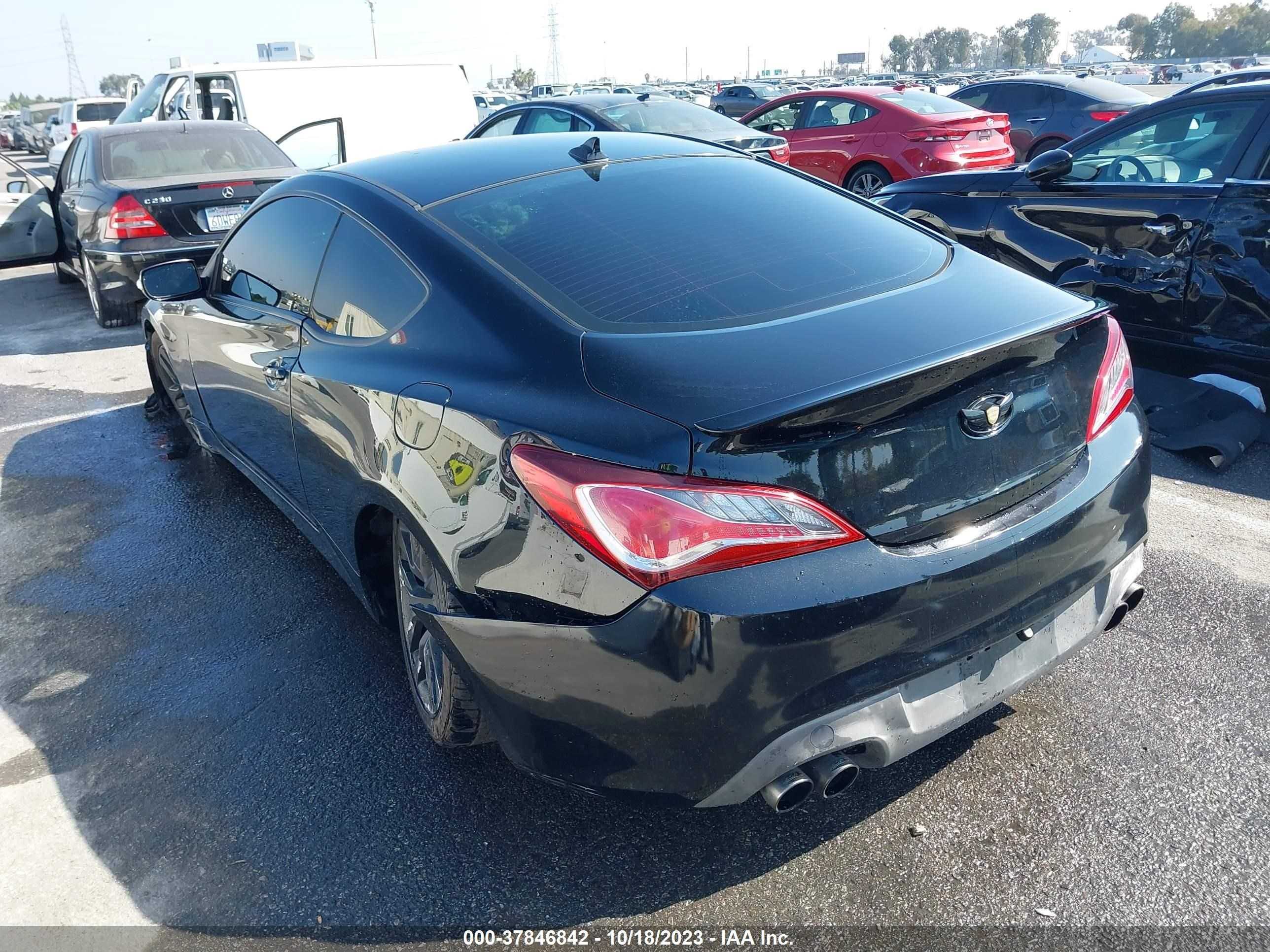 Photo 2 VIN: KMHHU6KJ5FU124133 - HYUNDAI GENESIS COUPE 