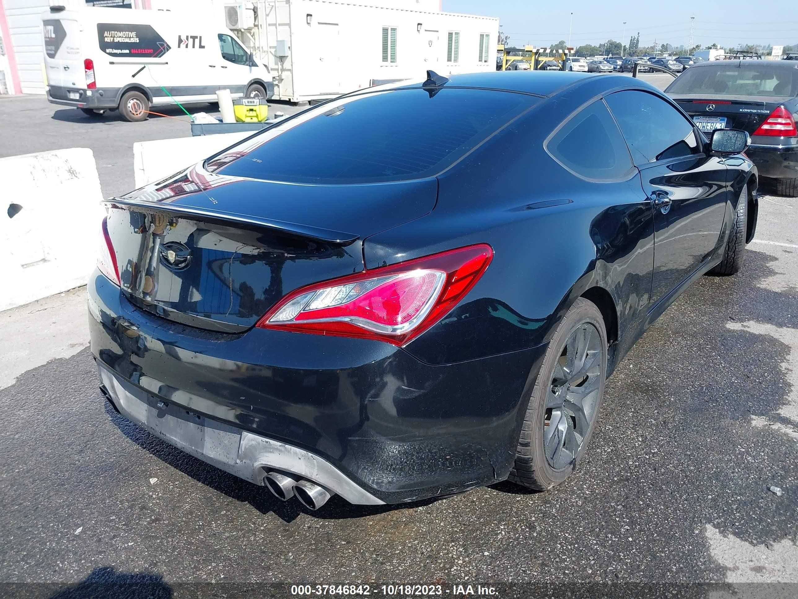 Photo 3 VIN: KMHHU6KJ5FU124133 - HYUNDAI GENESIS COUPE 