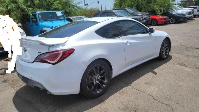 Photo 3 VIN: KMHHU6KJ6FU130409 - HYUNDAI GENESIS CO 