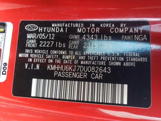 Photo 9 VIN: KMHHU6KJ7DU082643 - HYUNDAI GENESIS CO 