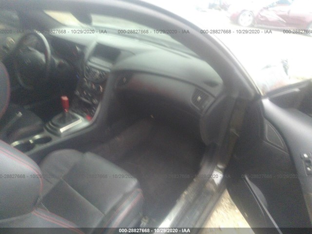 Photo 4 VIN: KMHHU6KJ7GU134292 - HYUNDAI GENESIS 