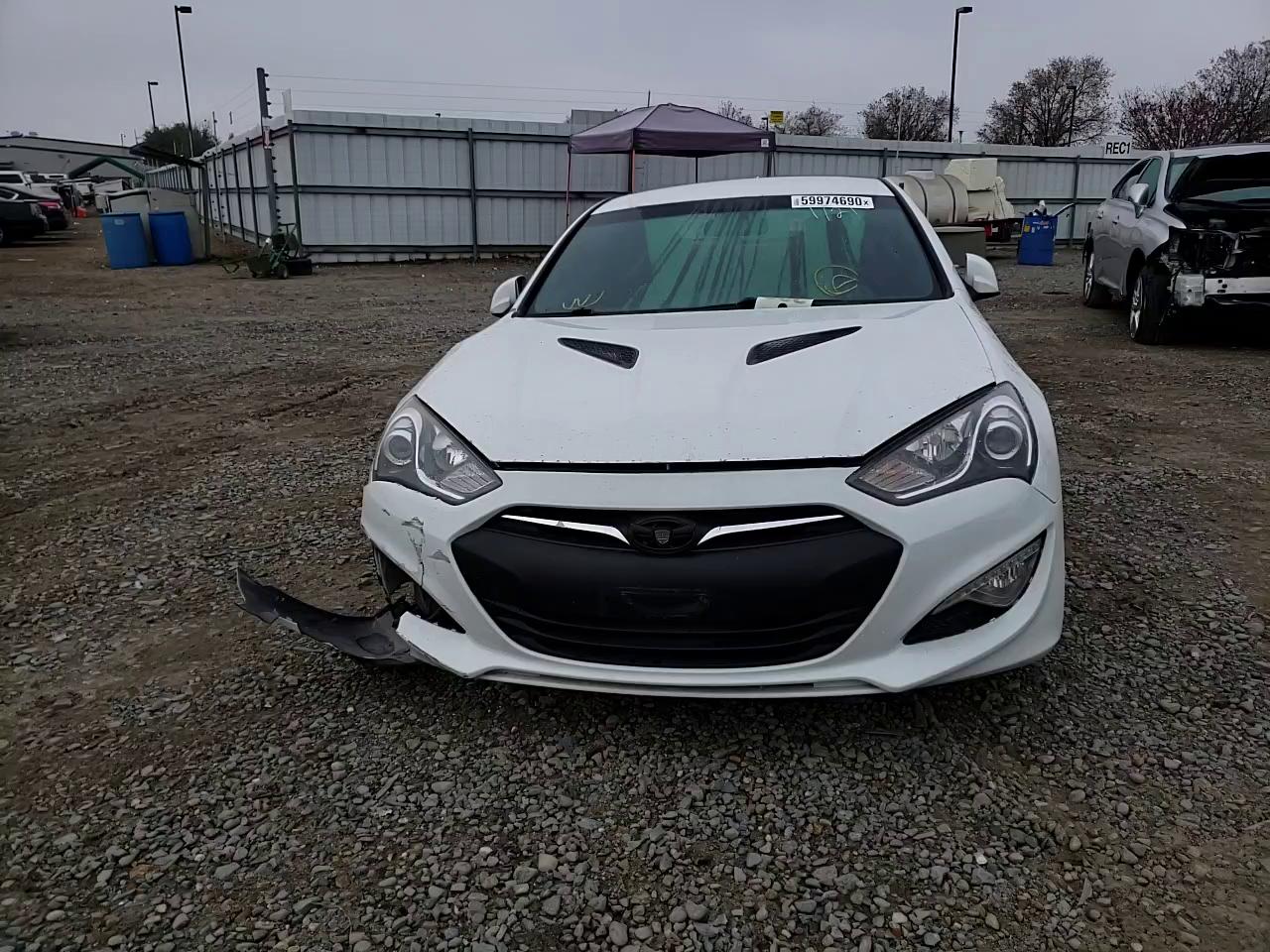 Photo 10 VIN: KMHHU6KJ8DU091741 - HYUNDAI GENESIS CO 