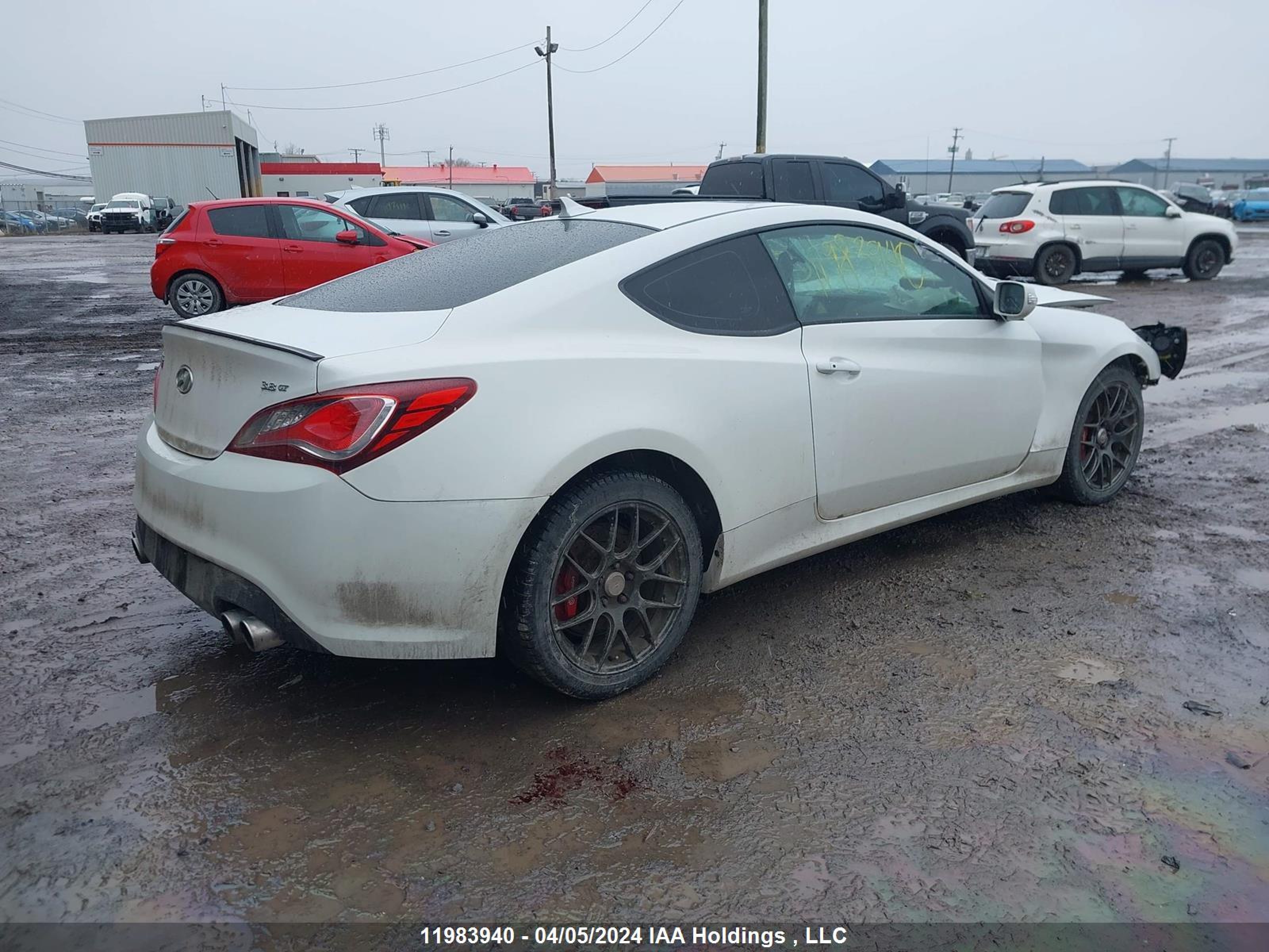 Photo 3 VIN: KMHHU6KJ8DU106352 - HYUNDAI GENESIS COUPE 