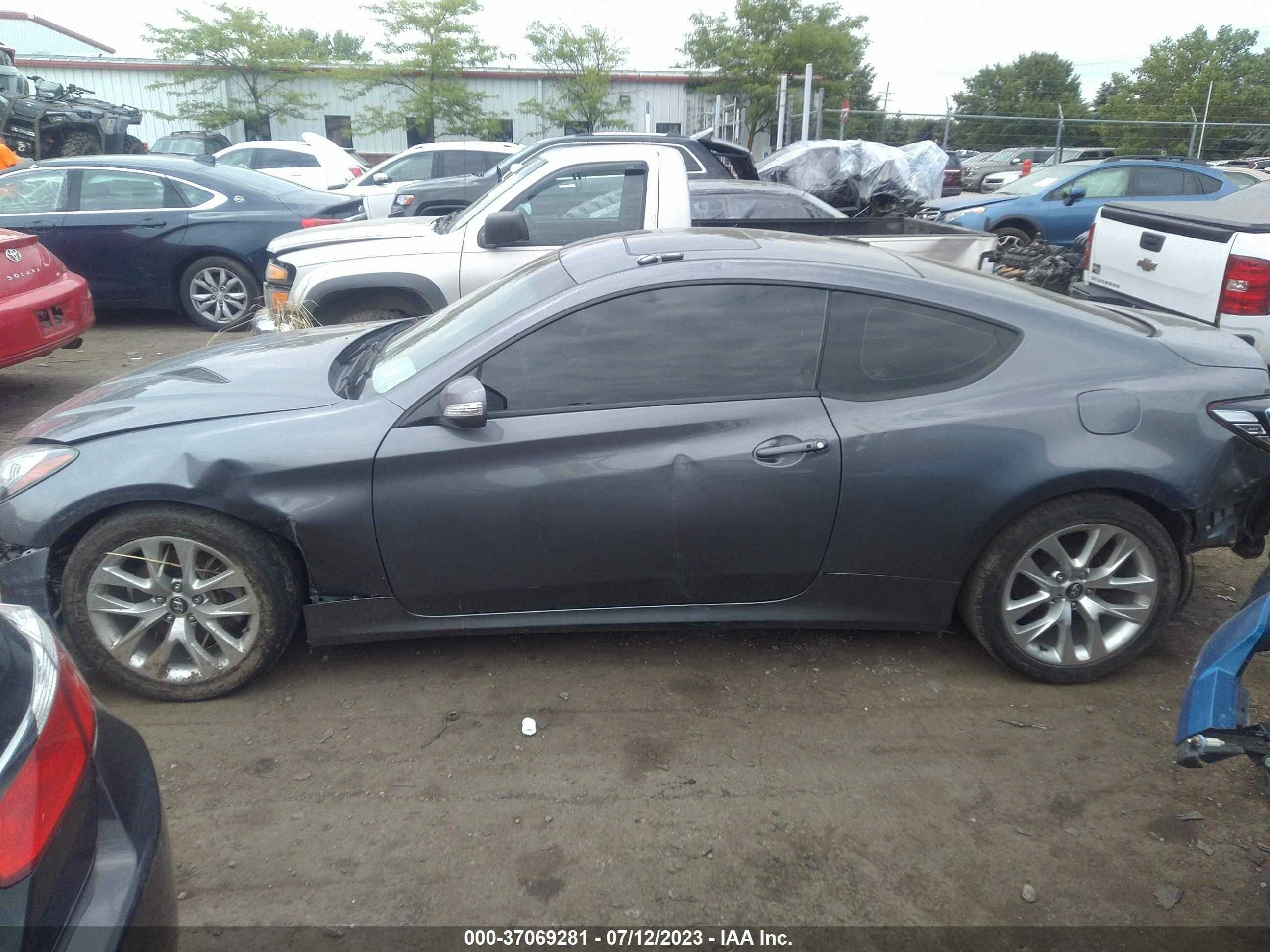 Photo 13 VIN: KMHHU6KJ9GU136030 - HYUNDAI GENESIS COUPE 