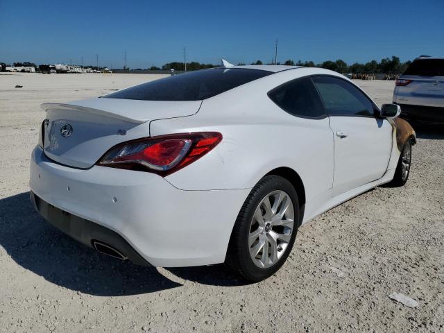 Photo 2 VIN: KMHHU6KJXDU110936 - HYUNDAI GENESIS CO 