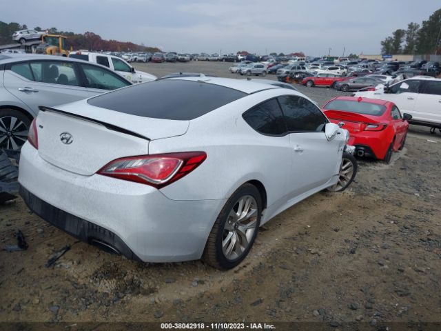 Photo 3 VIN: KMHHU6KJXFU123480 - HYUNDAI GENESIS 