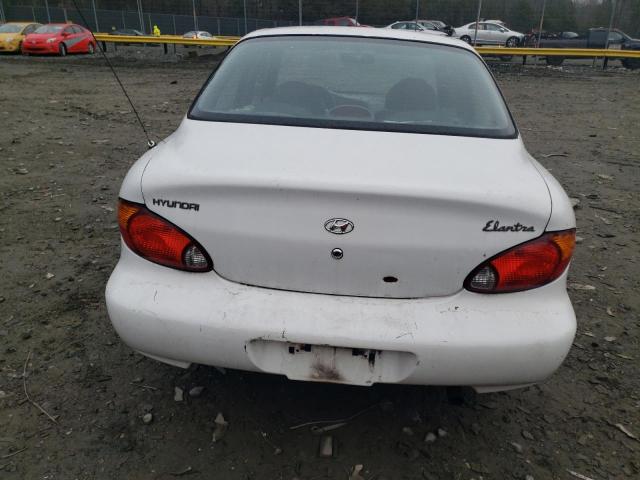 Photo 5 VIN: KMHJF25F4XU824089 - HYUNDAI ELANTRA 