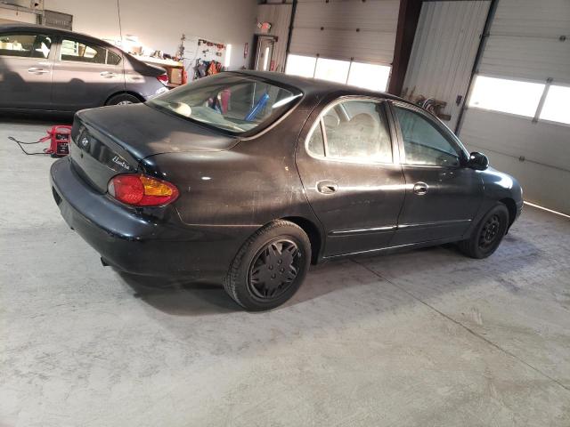 Photo 2 VIN: KMHJF25F7XU779715 - HYUNDAI ELANTRA 