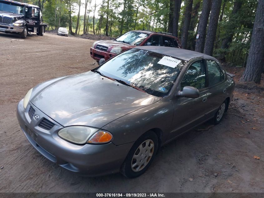 Photo 1 VIN: KMHJF35F1YU983904 - HYUNDAI ELANTRA 