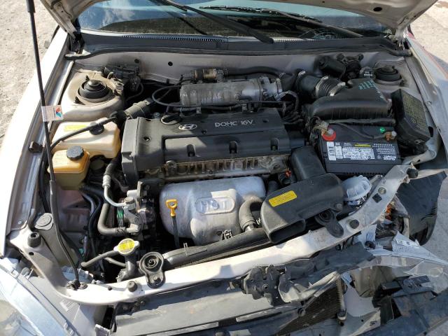 Photo 10 VIN: KMHJF35F7YU942211 - HYUNDAI ELANTRA GL 