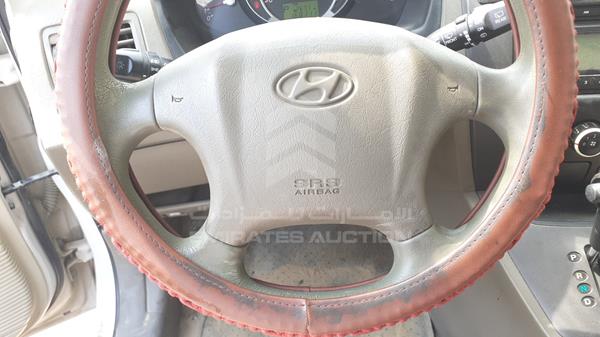 Photo 14 VIN: KMHJM81B49U992121 - HYUNDAI TUCSON 