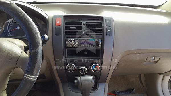 Photo 14 VIN: KMHJM81B57U657124 - HYUNDAI TUCSON 