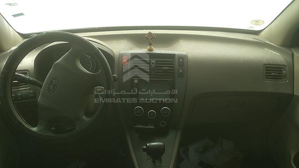 Photo 13 VIN: KMHJM81B78U838601 - HYUNDAI TUCSON 