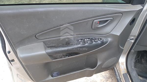 Photo 9 VIN: KMHJM81B96U432073 - HYUNDAI TUCSON 