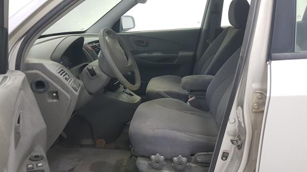 Photo 10 VIN: KMHJM81D06U320683 - HYUNDAI TUCSON 