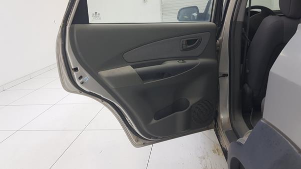 Photo 16 VIN: KMHJM81D06U320683 - HYUNDAI TUCSON 