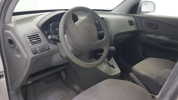 Photo 9 VIN: KMHJM81D06U320683 - HYUNDAI TUCSON 