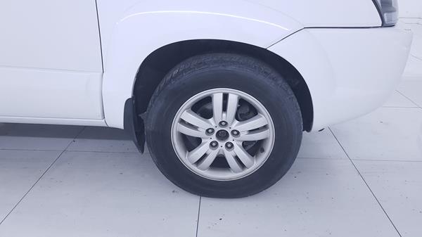 Photo 29 VIN: KMHJM81D09U928157 - HYUNDAI TUCSON 