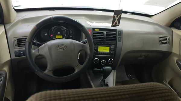 Photo 15 VIN: KMHJM81D28U881907 - HYUNDAI TUCSON 