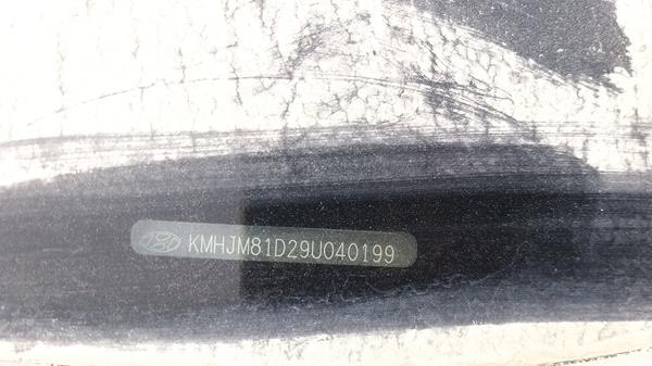 Photo 2 VIN: KMHJM81D29U040199 - HYUNDAI TUCSON 