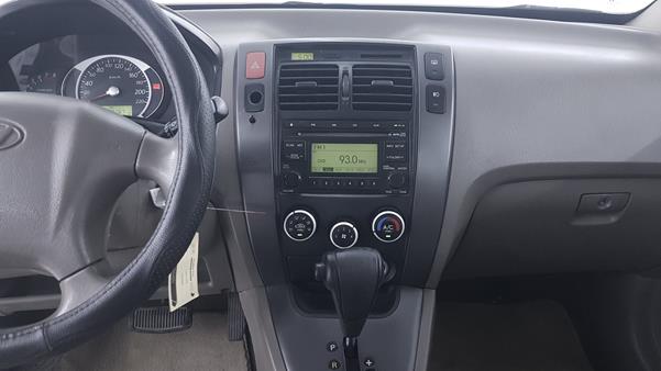 Photo 15 VIN: KMHJM81D29U980745 - HYUNDAI TUCSON 