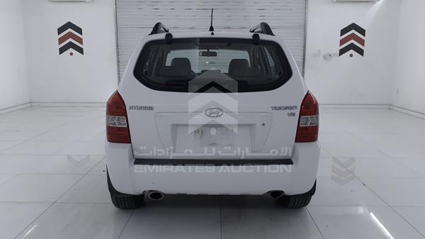 Photo 6 VIN: KMHJM81D38U776583 - HYUNDAI TUCSON 