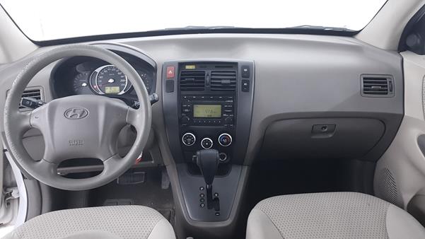 Photo 15 VIN: KMHJM81D39U030085 - HYUNDAI TUCSON 