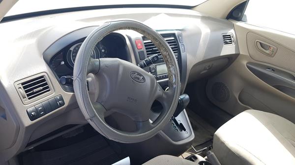 Photo 16 VIN: KMHJM81D48U882718 - HYUNDAI TUCSON 