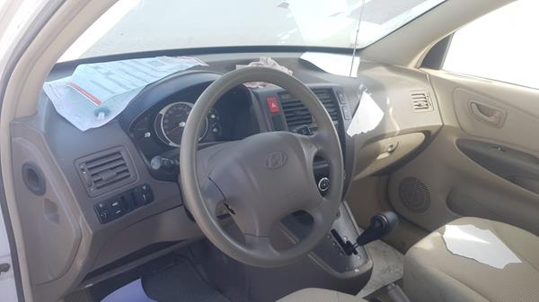 Photo 11 VIN: KMHJM81D57U620351 - HYUNDAI TUCSON 