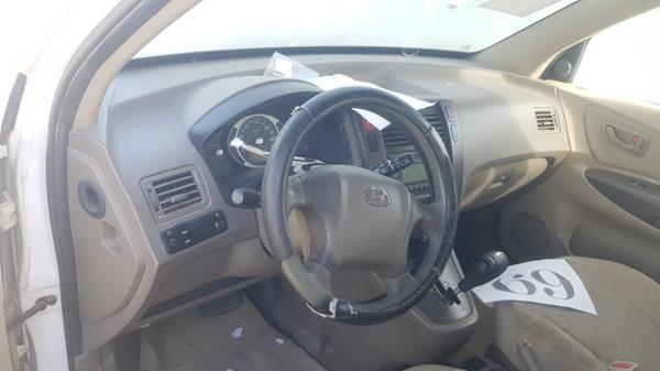 Photo 11 VIN: KMHJM81D59U946315 - HYUNDAI TUCSON 