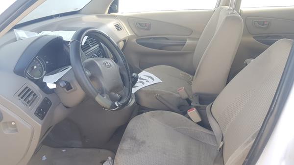 Photo 12 VIN: KMHJM81D59U946315 - HYUNDAI TUCSON 