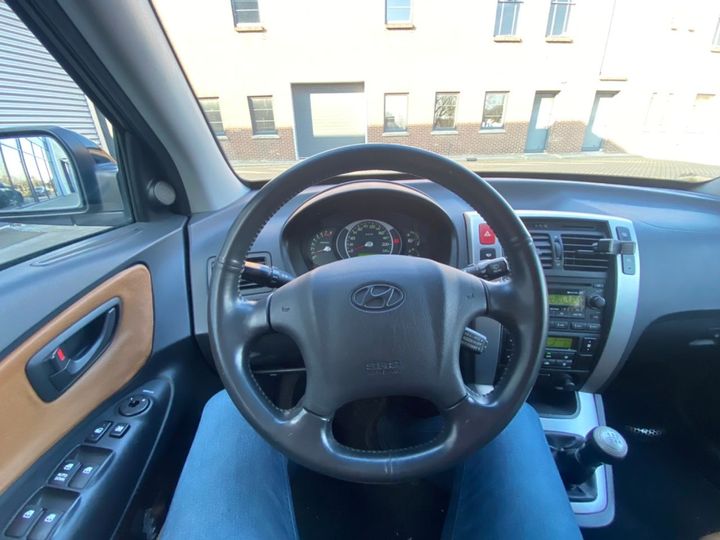 Photo 10 VIN: KMHJN81BP8U753286 - HYUNDAI TUCSON 