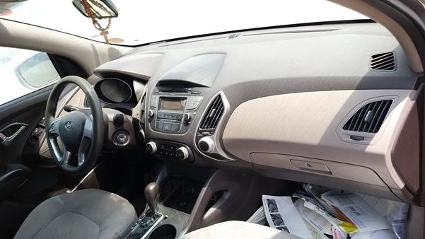 Photo 21 VIN: KMHJT81B0BU234222 - HYUNDAI TUCSON 