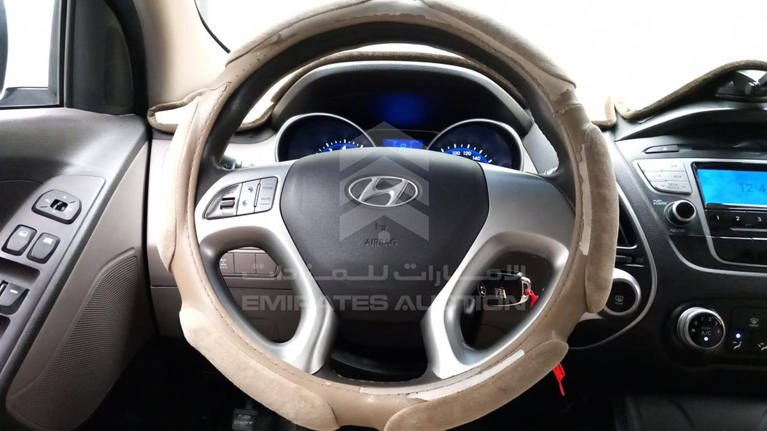 Photo 8 VIN: KMHJT81B1EU772013 - HYUNDAI TUCSON 