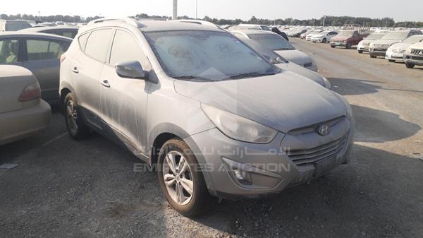 Photo 8 VIN: KMHJT81B2BU237283 - HYUNDAI TUCSON 