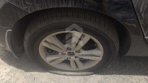 Photo 33 VIN: KMHJT81B3BU216121 - HYUNDAI TUCSON 